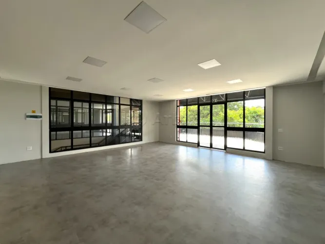 Sala comercial para alugar no Condomínio Via Veneto Business em Americana/SP