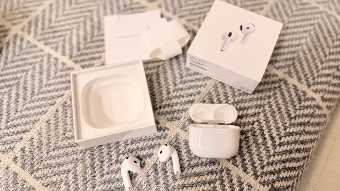 AirPods 4 pouco usado carregamento por indução 