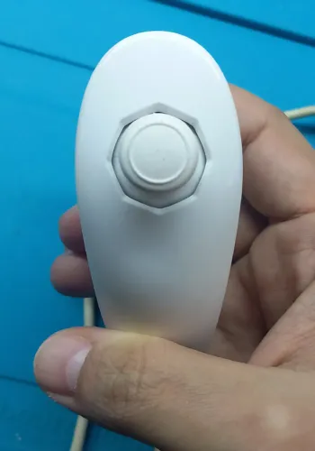 Nunchuks ORIGINAL Nintendo para Wii e Wii U