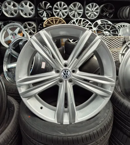 Jogo de rodas tiguan aro 20 5x100 krmai