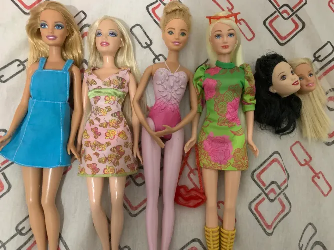 Boneca Barbie lote