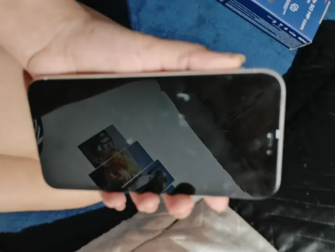 iPhone 11 64 g.