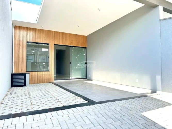 Casa para venda em fase de acabamento no bairro Santa Terezinha em Gaspar!
