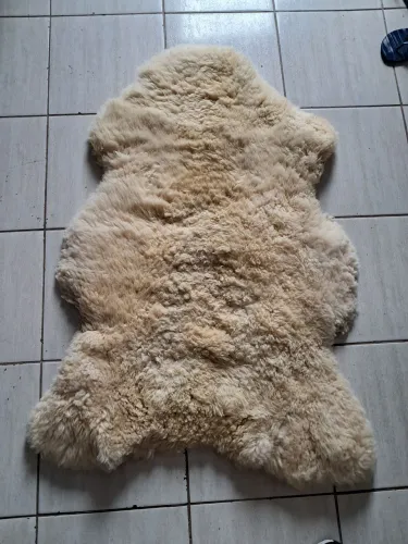 pele de ovelha pra tapete, montaria, estofados