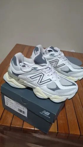 Tênis New Balance 9060 N 35