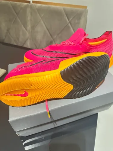Nike ZoomX Streakfly Original - Novo, Nunca Usado
