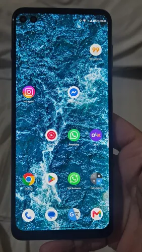 Motorola moto G100