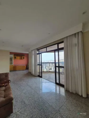 Apartamento de 105 metos, 3 quartos , 1 súite , excelente localização no Santo Antonio