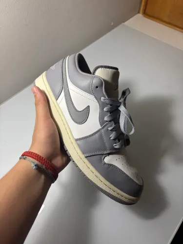 Air Jordan Low vintage Grey