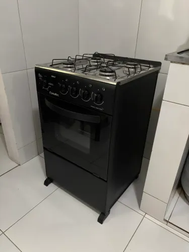 Fogão 4 Bocas Esmaltec Bali Preto - Ótimo Estado!