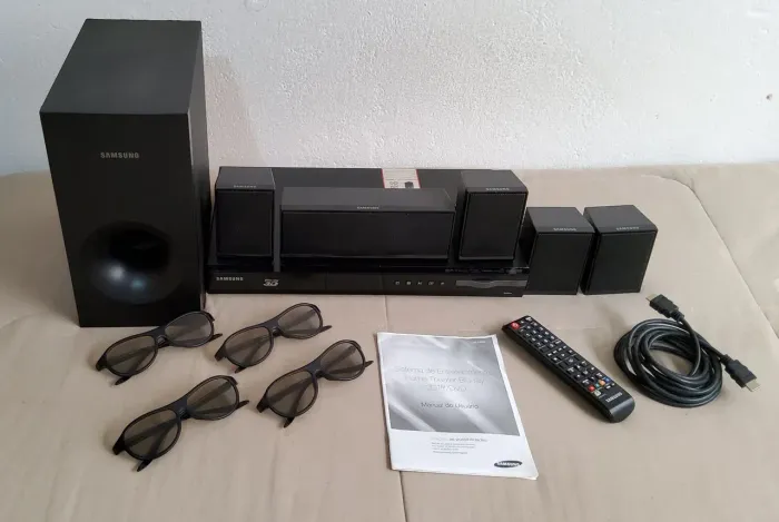 Home theater blu-ray 3d samsung (acompanha óculos 3D compatível com a tv)