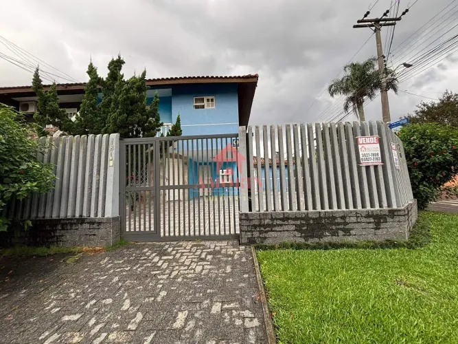 Sobrado à venda, 160m²- Uberaba, Curitiba, PR