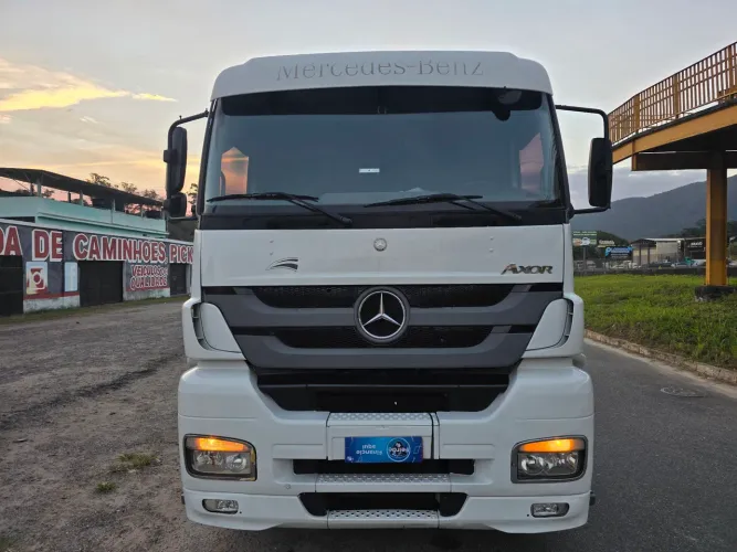MB axor modelo 2544 S / LS ano 2013 de unico dono baixo km rodado 