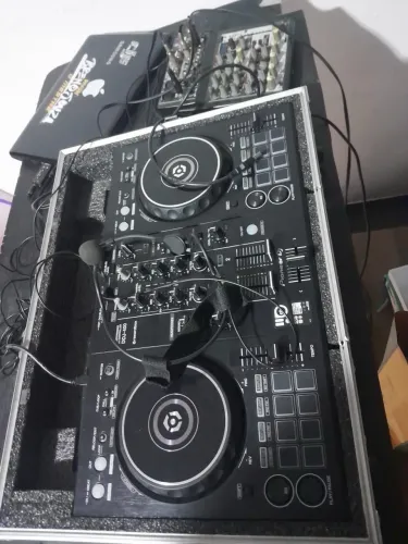 Controladora ddj 400