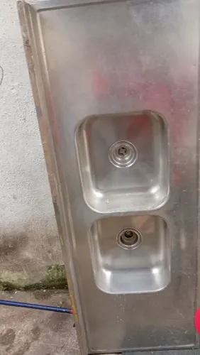 Pia de inox duas cubas