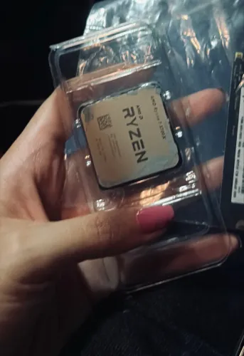 Ryzen 7 5700x