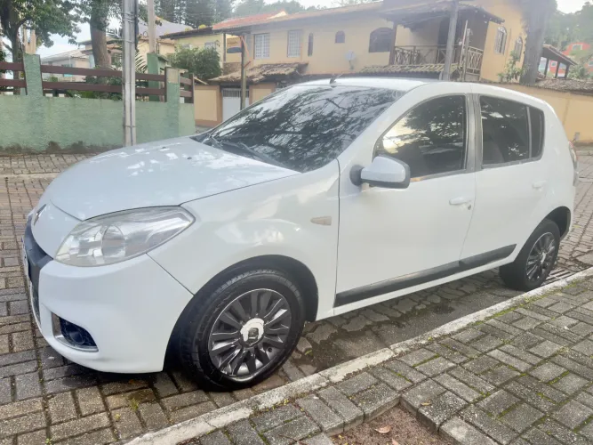 Renault Sandero Privilège Hi-flex 1.6 8V 5P 2012