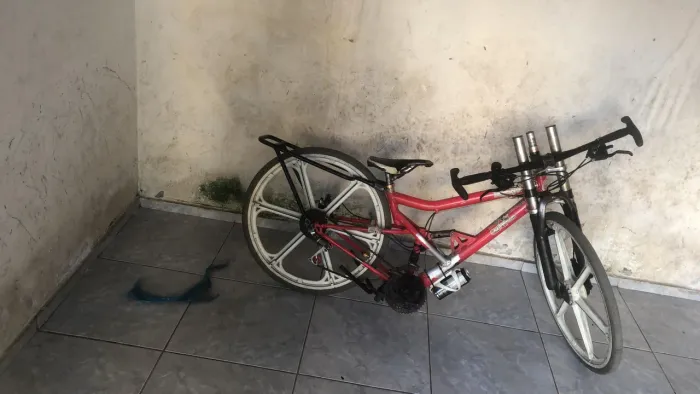 Bike rebaixada aro 26 toda de alumínio 100%