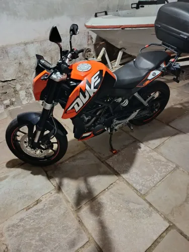 KTM Duke 200