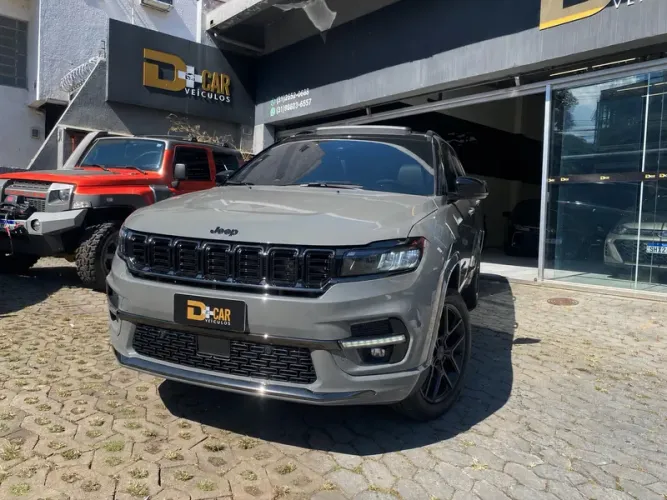 Jeep Commander Black Hurricane 2.0 4X4 TB AUT 2025
