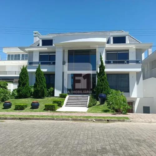 Mansão de luxo com 5 suítes à venda em Jurerê
