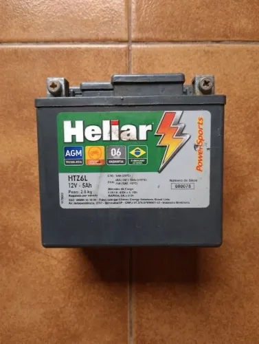 Vendo bateria usada 5 amperes funcionando 40$