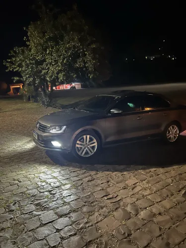 Volkswagen Jetta Highline 2.0 TSI 16V 4P Tiptronic 2016