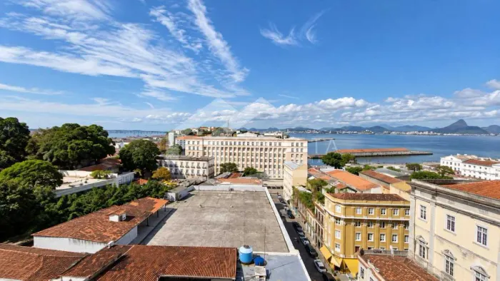 SALA COMERCIAL ANDAR INTEIRO EXCELENTE LOCALIZAÇÃO