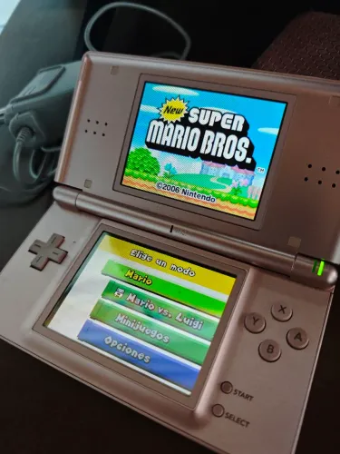 Nintendo DS lite