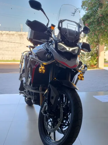 Vendo Tiger 900 GT PRO, em estado de zero, sem detalhes, super equipada 
