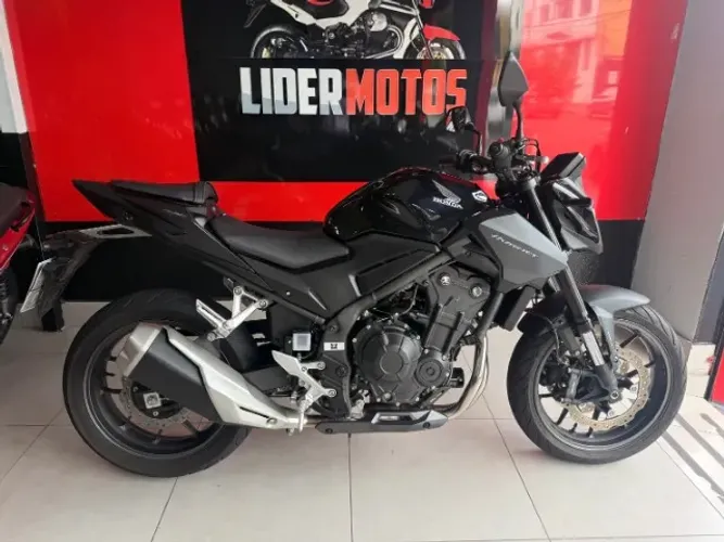 CB 500 HORNET (Apenas 2.500Km)