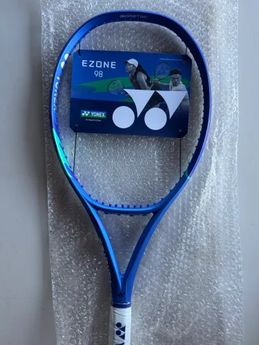 Yonex ezone 98