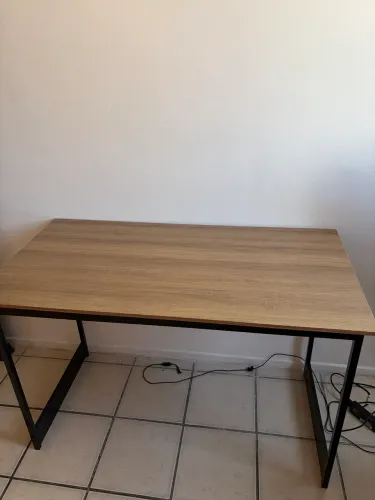 Escrivaninha 1,20 nunca usada, mas em excelente estado