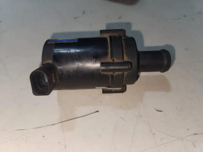 Bomba De Água Auxiliar Amarok 2.0 2017 Original Usado