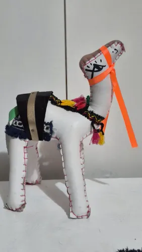 Camelo em couro artesanato de Gizé