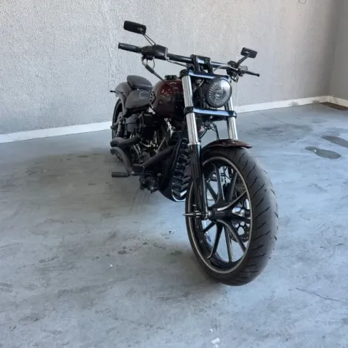 HARLEY-DAVIDSON SOFTAIL BREAKOUT FXSB 2015