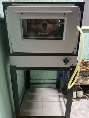 Forno Industrial Venâncio a Gás com Suporte - Funcionando Perfeitamente