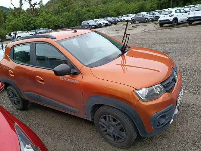 Renault Kwid Outsider 1.0 Flex 12V 5P Mec. 2021
