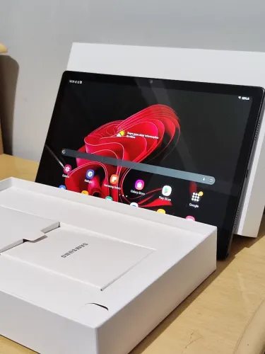 Tablet Samsung - 4gb - 64gb- Estado de novo