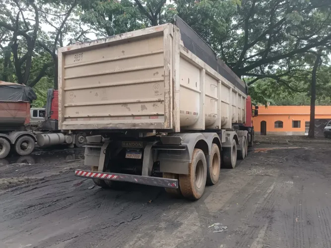 Caçamba Randon