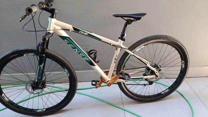 Bicicleta Sense one Shimano altus 9v