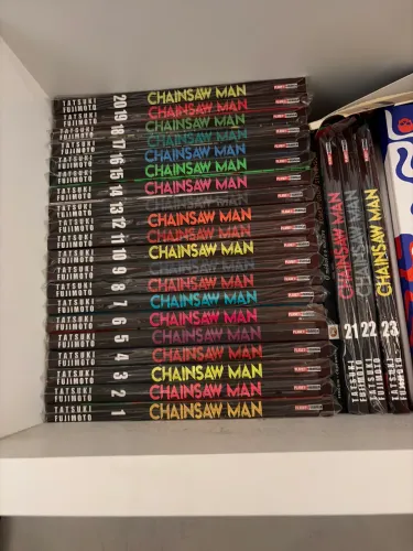 Coleção chainsaw man completa 1-23 sleevadas