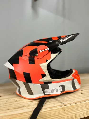 Capacete airoh motocross