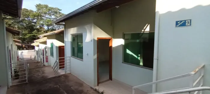 Excelente Casa 2 quartos - Jaqueline