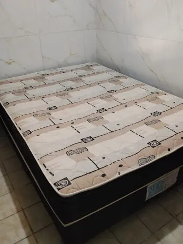 Cama Box Casal Baixa com Estrado de Ripas - Estrutura Versátil e Resistente