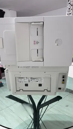Impressora HP OfficeJet Pro 8720 - Usada.
