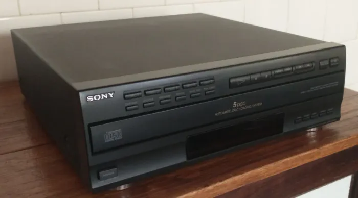 Toca Cds Sony - Modelo CDP-C505M