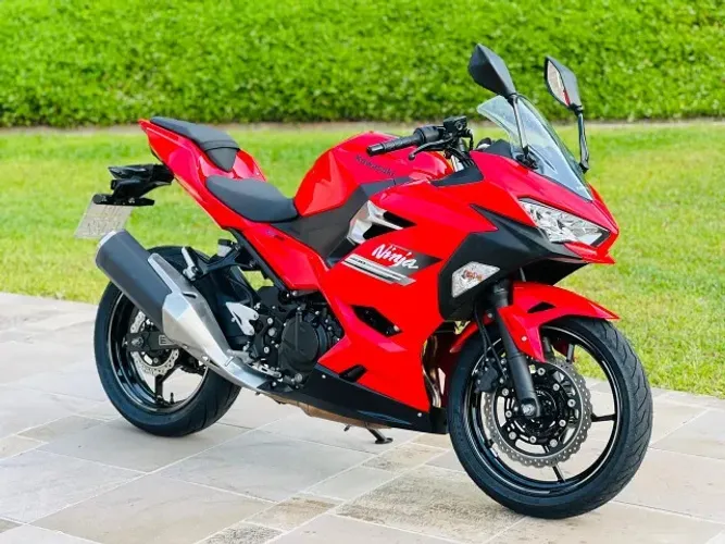 kawasaki ninja 400 2023 único dono