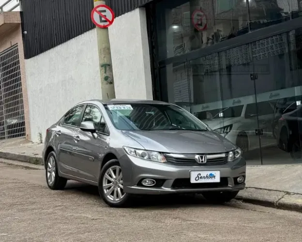 Honda Civic Sedan LXS 1.8/1.8 Flex 16V Aut. 4P 2013