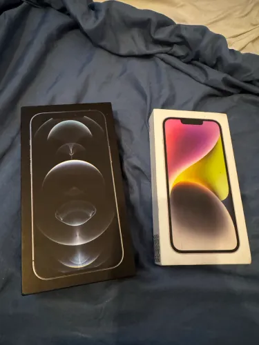 Caixa iPhone 12 Pro Max e iPhone 14